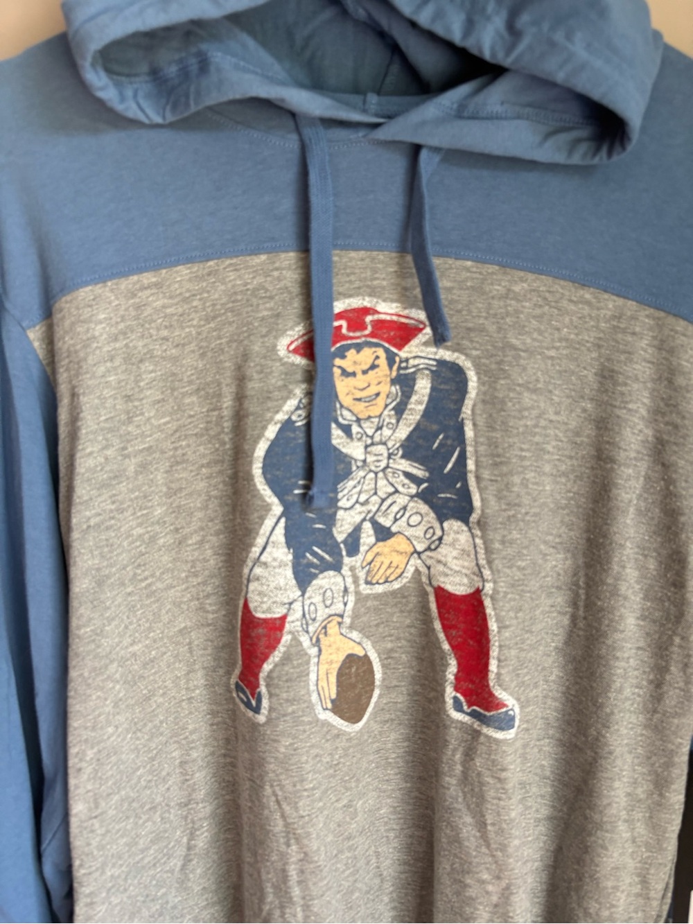 NWT ‘47 Men’s New England Patriots Long Sleeve Hoodie T-Shirt Size Medium - Picture 2 of 7